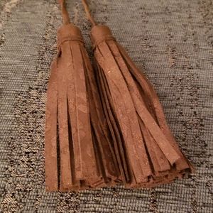 Gold shimmer animal print leather purse/key tassel